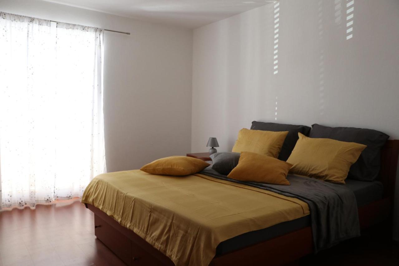 Nona Lili Apartment Ізола Екстер'єр фото